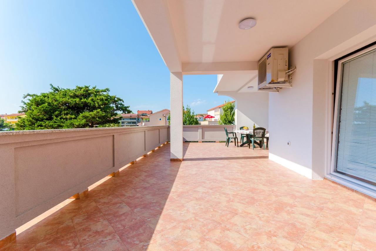 Apartments Ruza-Rajska Beach Лопар Екстер'єр фото