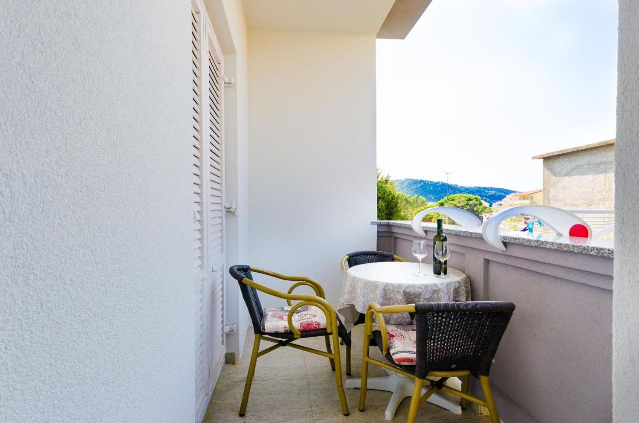 Apartments Ruza-Rajska Beach Лопар Екстер'єр фото