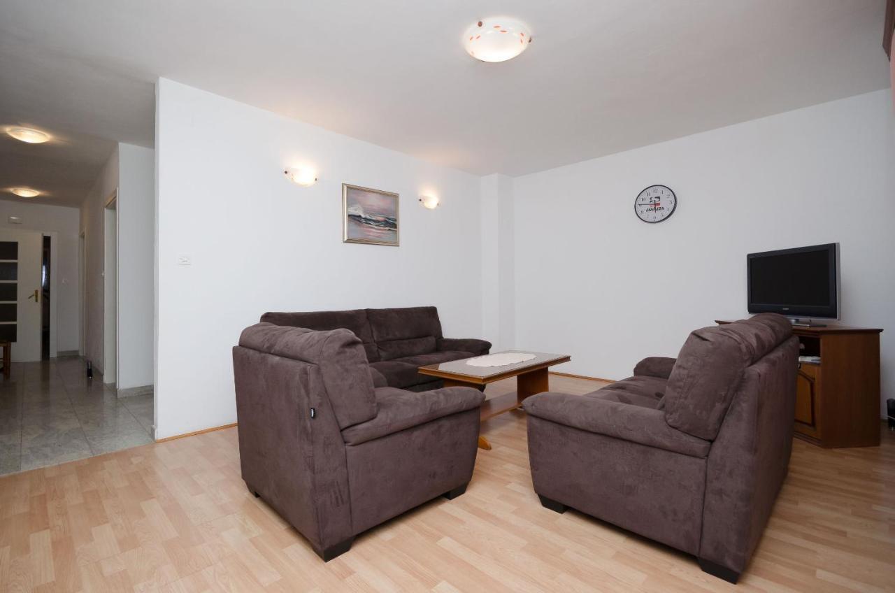 Apartments Ruza-Rajska Beach Лопар Екстер'єр фото