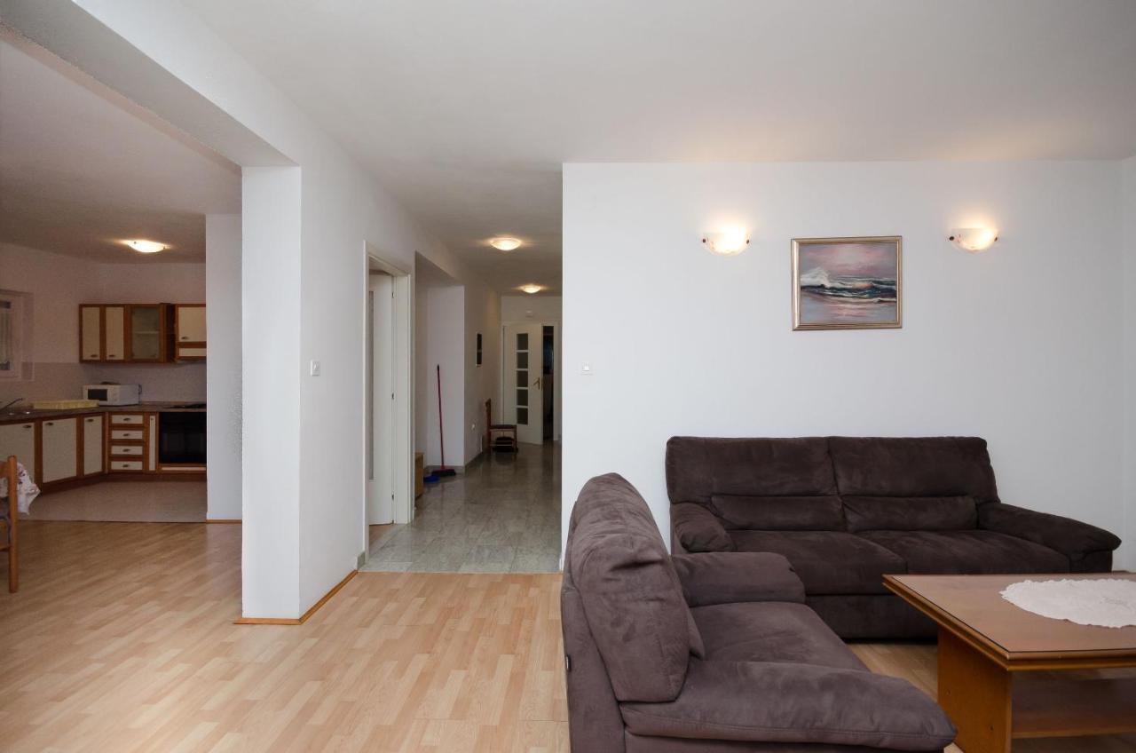 Apartments Ruza-Rajska Beach Лопар Екстер'єр фото