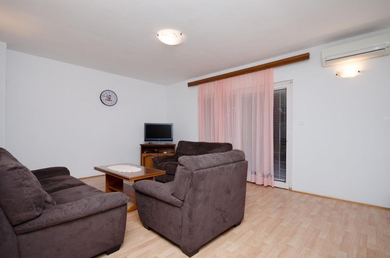 Apartments Ruza-Rajska Beach Лопар Екстер'єр фото